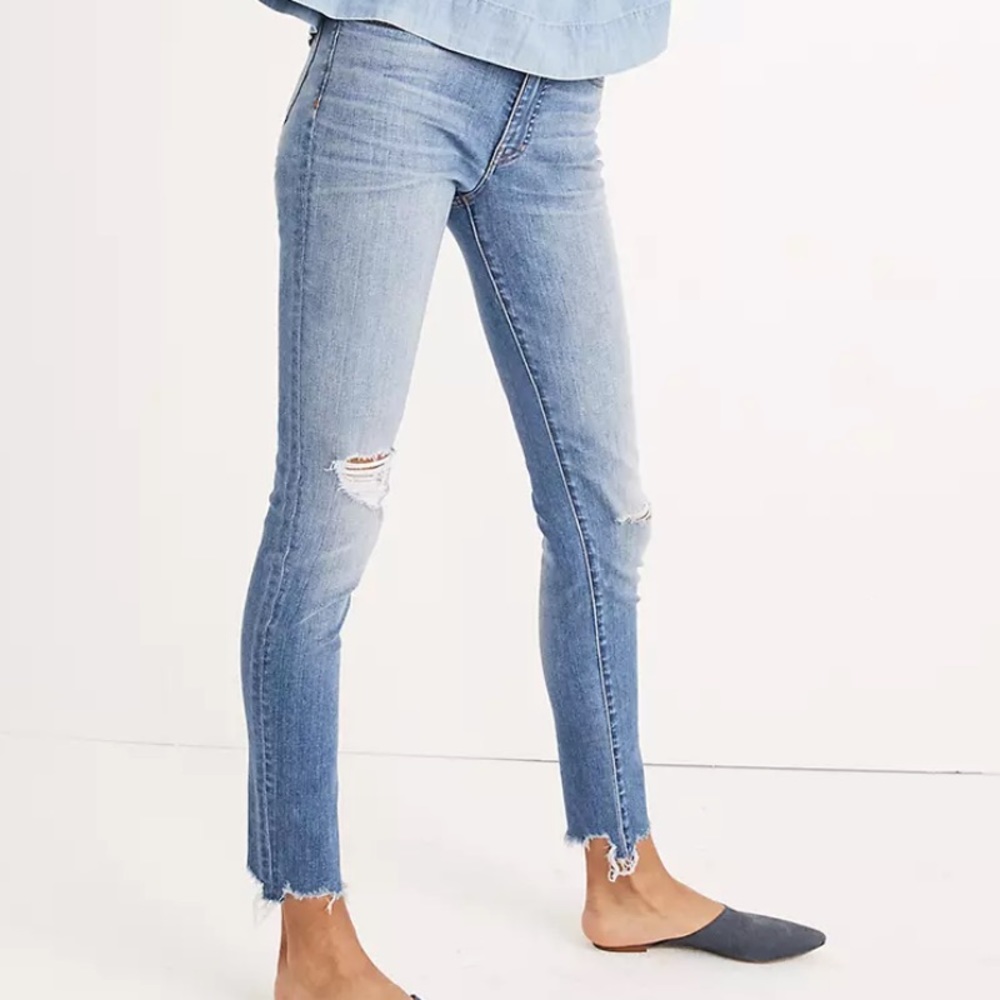 Tall 9" Mid-Rise Skinny Jeans